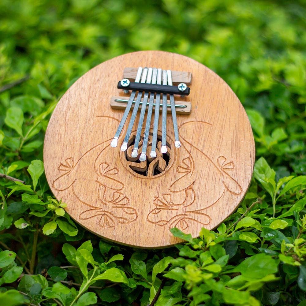 Kalimba 7 keys - Plain engraved Iguana | Verified Sustainable by Brown Living™