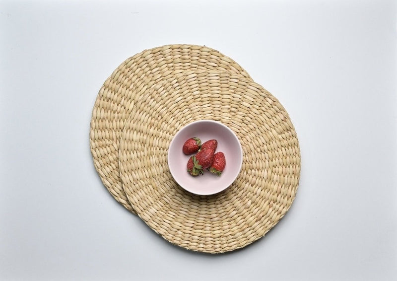 Kauna Grass Round Placemats | Set of 2 | Verified Sustainable by Brown Living™