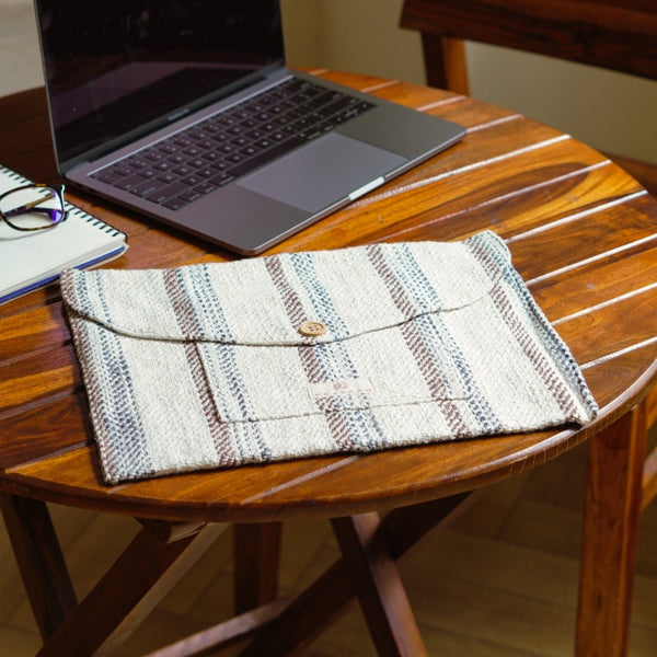 Buy Kese Laptop Sleeve | Hemp Cotton Blend | Washable | Fits 11”-15” screen laptops | Shop Verified Sustainable Products on Brown Living