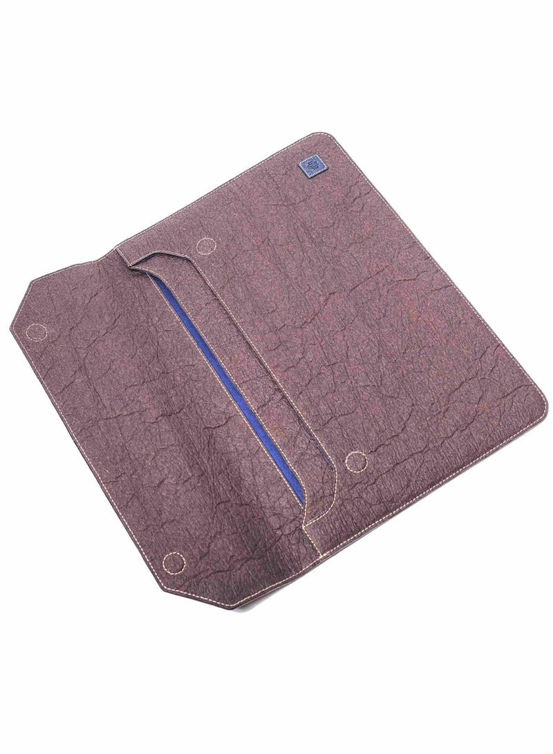 Buy Lago Laptop Sleeve | Made with Pineapple Leather | Shop Verified Sustainable Laptop Sleeve on Brown Living™