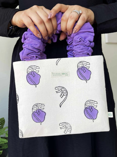 Lavender Dot Scrunchie Tote Bag in Organic Cotton – Hair Styling on Brown Living™. SKU: TCC - AW22 - 141_24BL6644. Img 1.