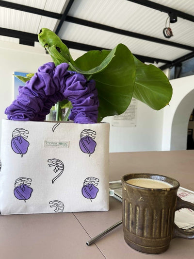 Lavender Dot Scrunchie Tote Bag in Organic Cotton – Hair Styling on Brown Living™. SKU: TCC - AW22 - 141_24BL6644. Img 2.