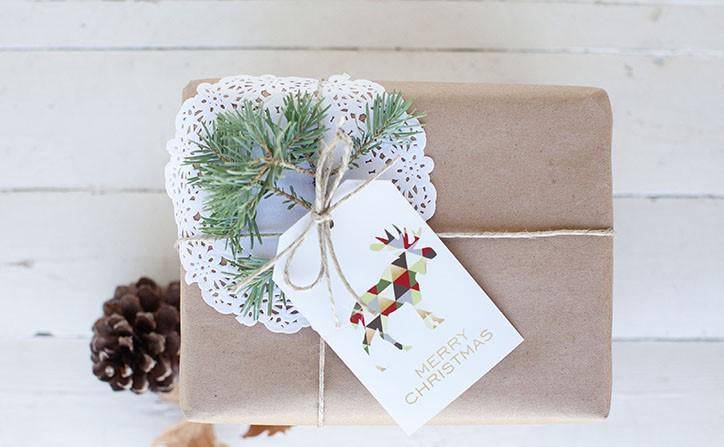 Buy Merry and Bright Christmas Gift Tags - Pack of 8 | Shop Verified Sustainable Gift Tags & Labels on Brown Living™