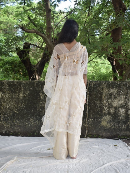 Mogra Knotted Kaftan | Verified Sustainable by Brown Living™