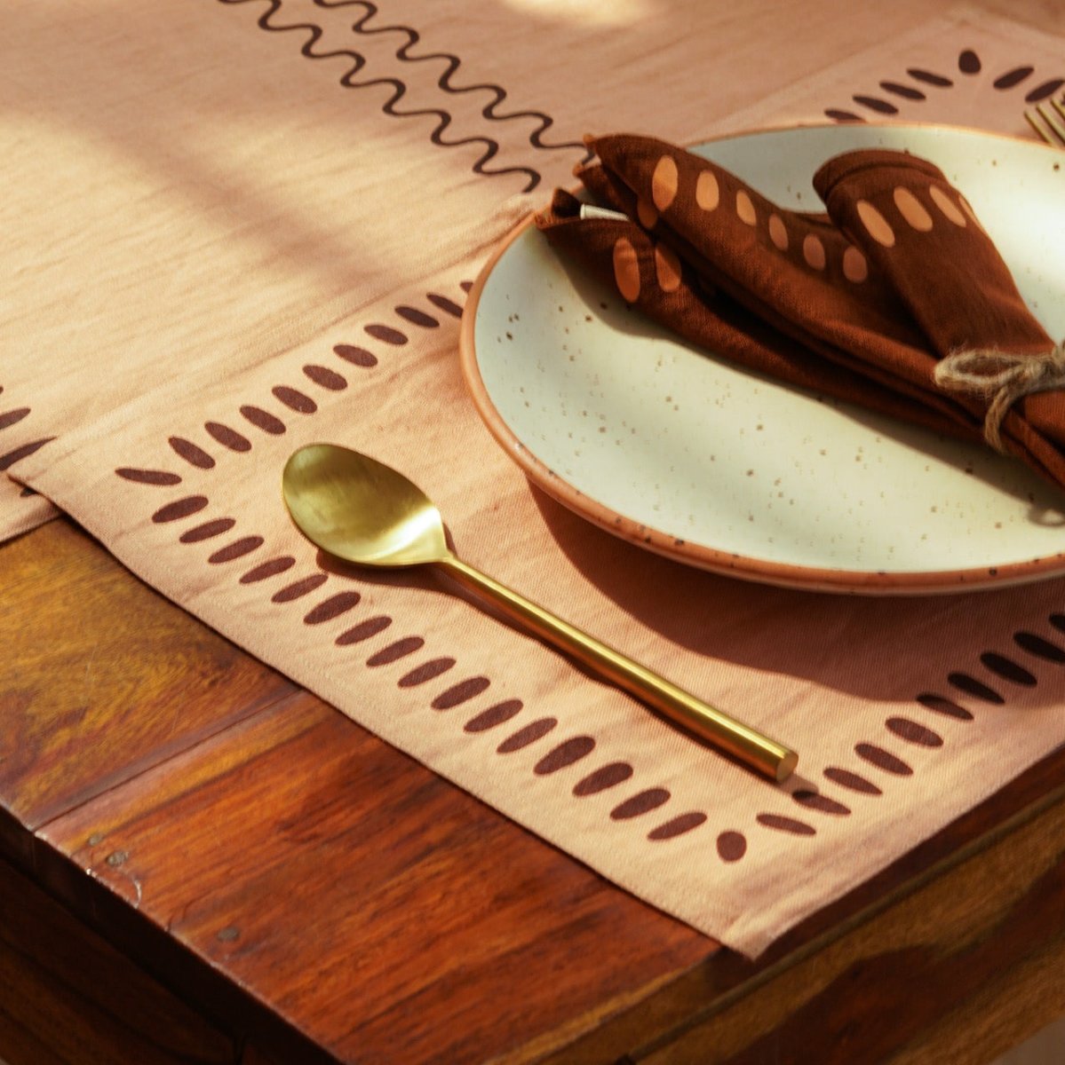 Nantara Placemats | Set of 2/4/6 | Pure Hemp | Verified Sustainable by Brown Living™