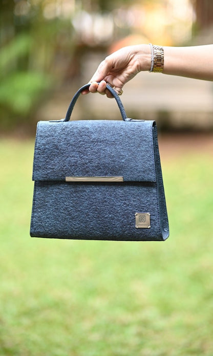 Natural City Chic Bag | Made of coconut leather | Verified Sustainable by Brown Living™