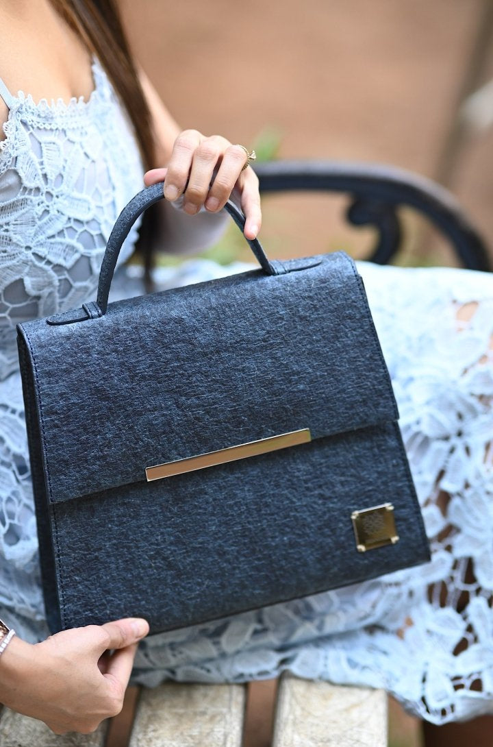 Natural City Chic Bag | Made of coconut leather | Verified Sustainable by Brown Living™