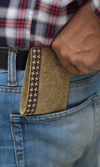 Natural Mens Wallet | Made of coconut leather | Verified Sustainable by Brown Living™