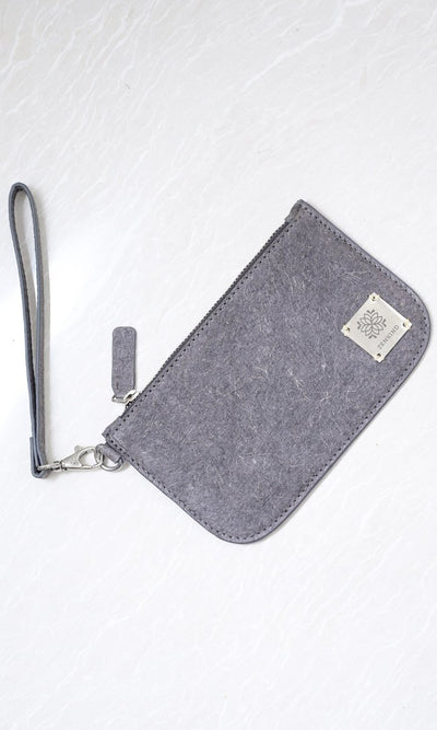 Natural Wristlet | Made with coconut leather – Womens Wallet on Brown Living™. SKU: ZK2/SDB - 1213_24BL11930. Img 1.