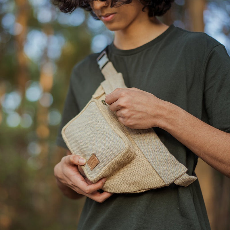 Onir Fanny Pack - Camel | Verified Sustainable Fanny Packs on Brown Living™