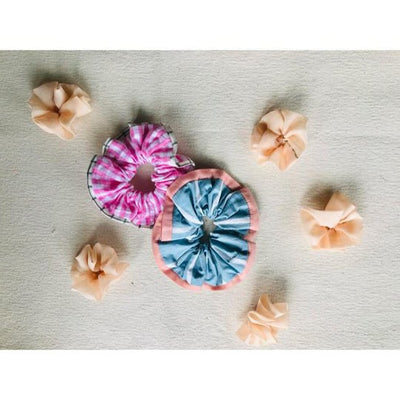 Printed Scrunchies – Hair Styling on Brown Living™. SKU: SKU: UMW - SCR - PRN - 01. Img 1.