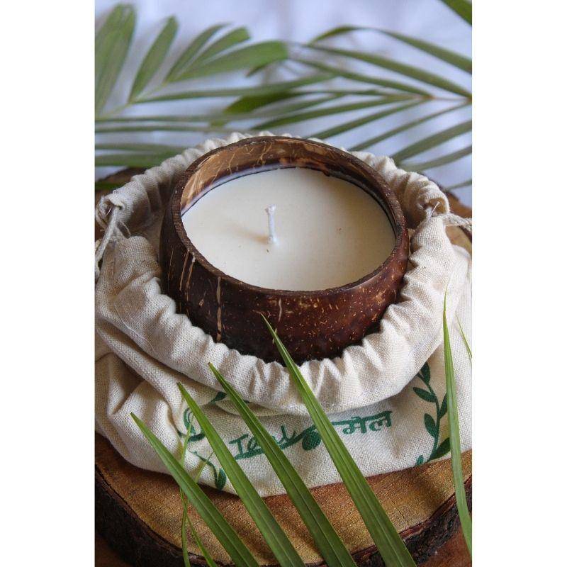 Buy Pure Soy Wax - Night Jasmin Aromatic Candle in Reusable Coconut Shell & Cotton Wick | Shop Verified Sustainable Products on Brown Living