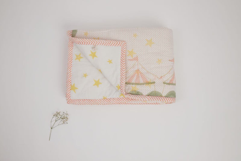 Buy Quilt - I Am Going To The Circus - Peach | Shop Verified Sustainable Bed Linens on Brown Living™