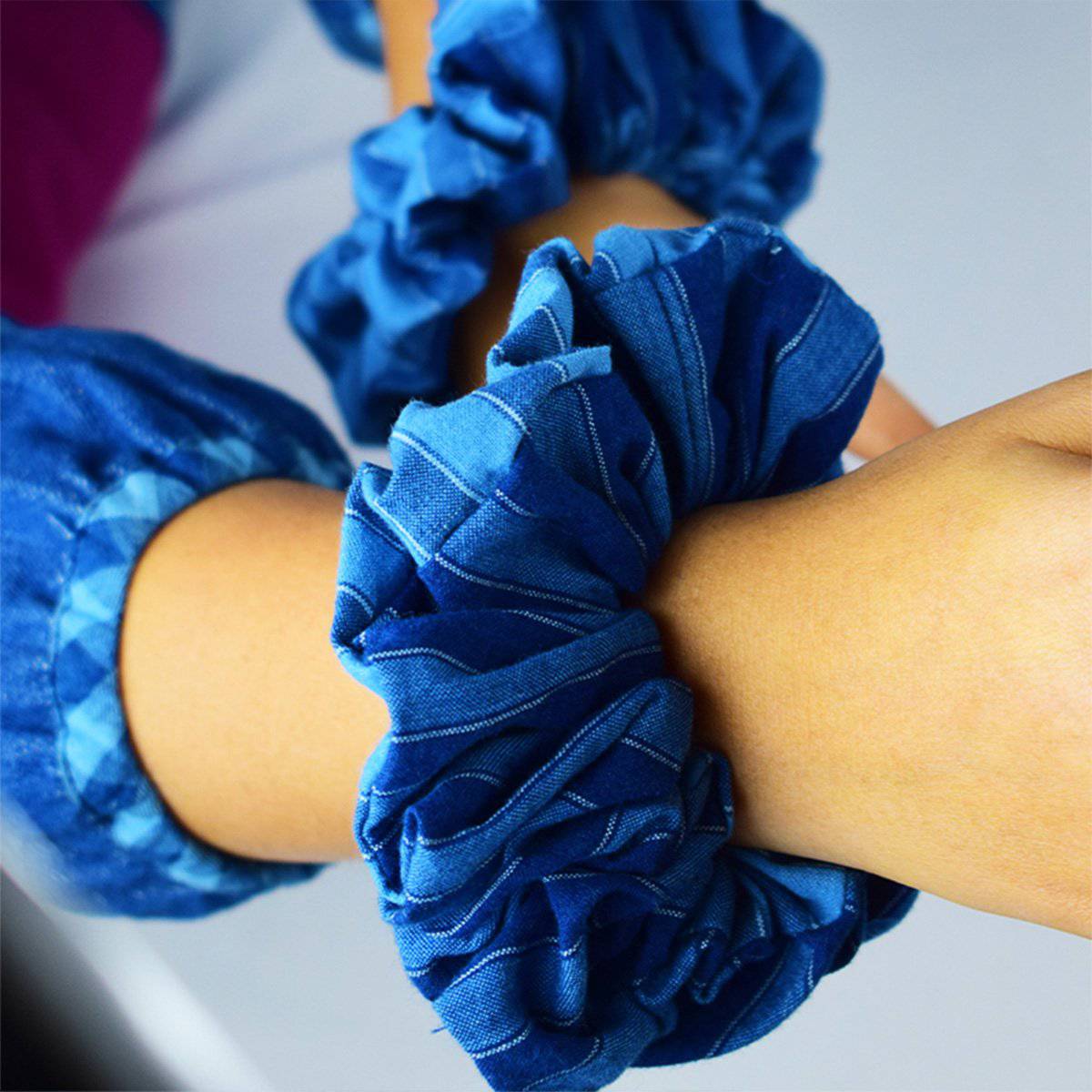 Reversible scrunchie – Hair Styling by Sonica Sarna available on Brown Living™. Set of 3 . SKU: 274 - 14181 - SSD - 214. Img 2.