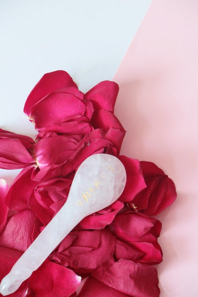 Rose Quartz Acupressure Spoon Gua Sha – Massager on Brown Living™. SKU: Lamina - 15. Img 3.