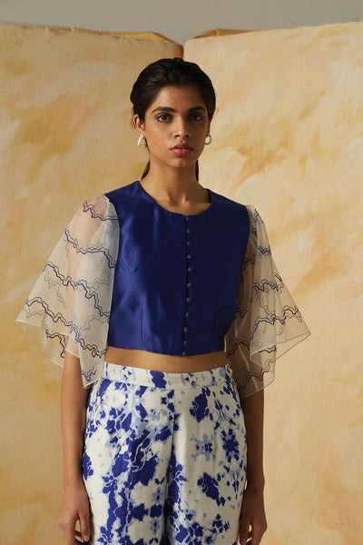 Sara Blouse – Womens Blouse on Brown Living™. SKU: 238 - 18284 - KAN - AP - 22S53 - XS. Img 2.