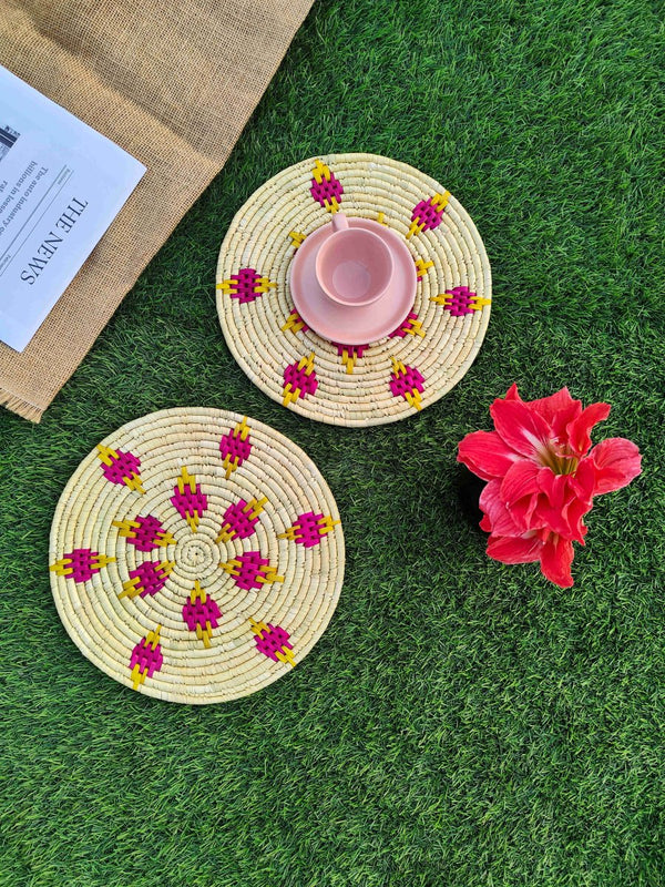 Buy Set of 2 | Moonj Grass Round Placemats | Shop Verified Sustainable Products on Brown Living