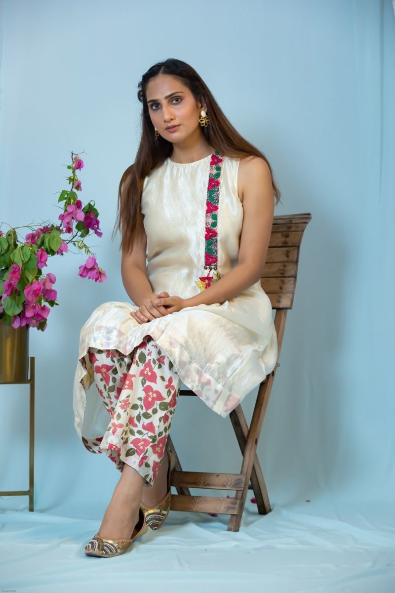 Silk embroidered placket kurta with dhoti pants | Verified Sustainable by Brown Living™