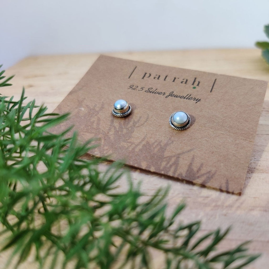 Pretty Silver Stud Earring  Chandrani Pearls