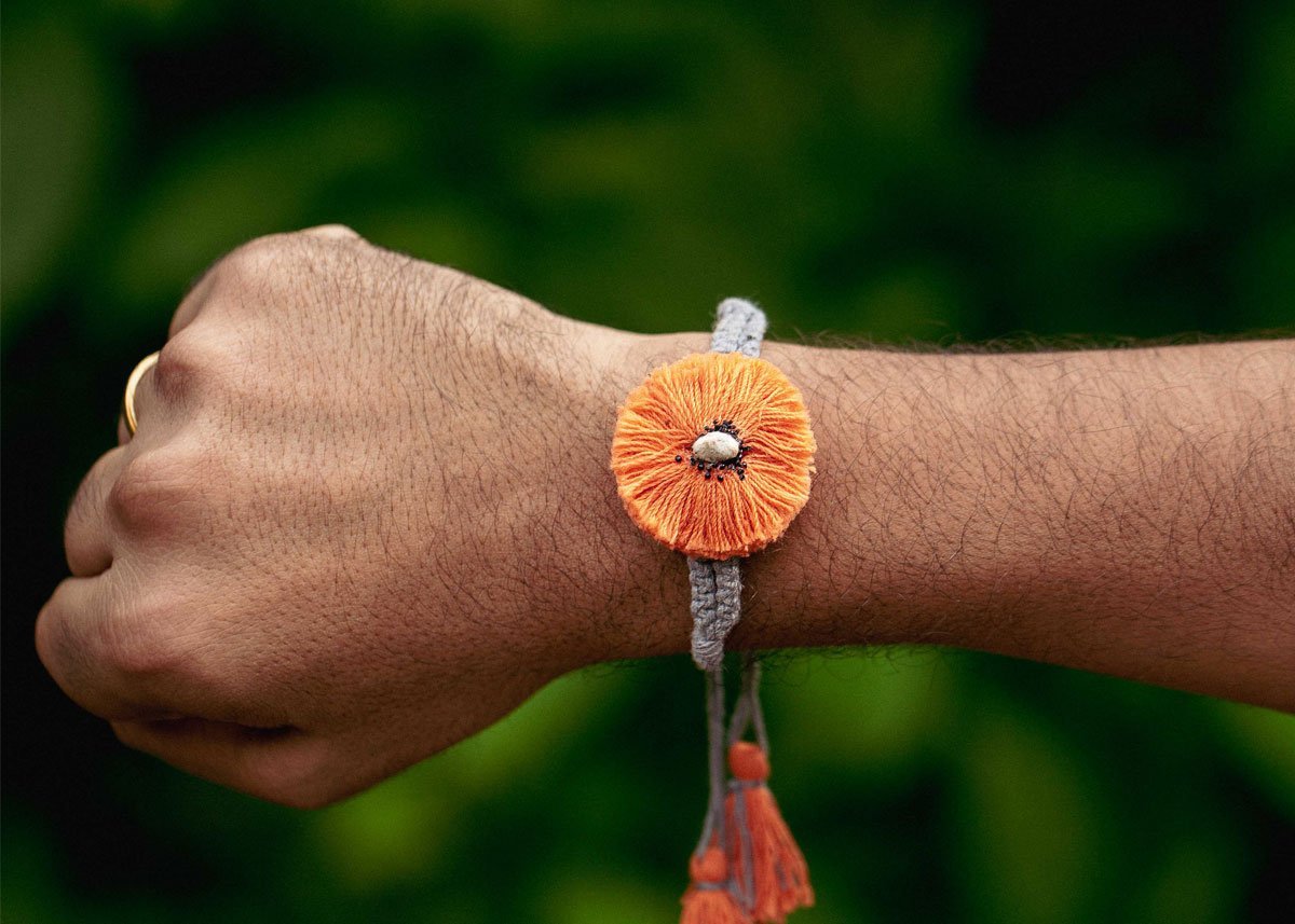 Subah - Eco - friendly Plantable Rakhi embedded with seeds – Rakhi on Brown Living™. SKU: 172 - 08477 - 21FO - 08. Img 5.