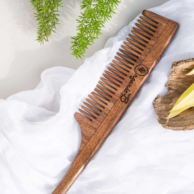 Tail Rosewood / Sheesham Comb – Hair Comb on Brown Living™. SKU: 192 - 06629 - tail - rosewood - sheesham - comb. Img 1.