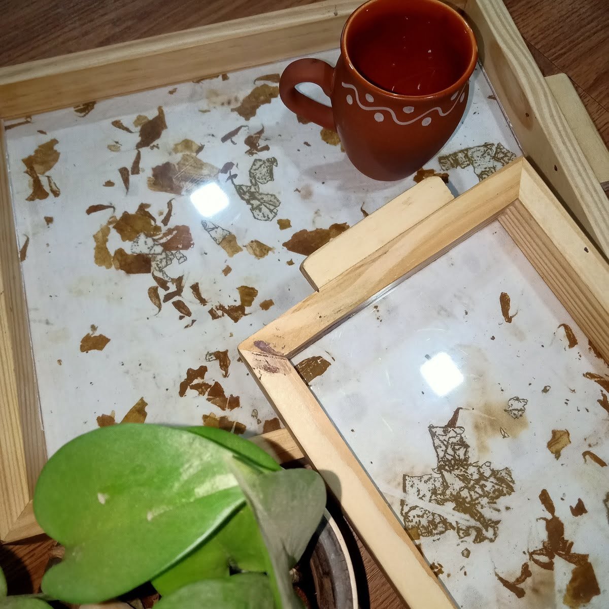 Tray Set | Onion Skins Ecoprint Wooden Trays | Solid Pine Wood | Verified Sustainable by Brown Living™