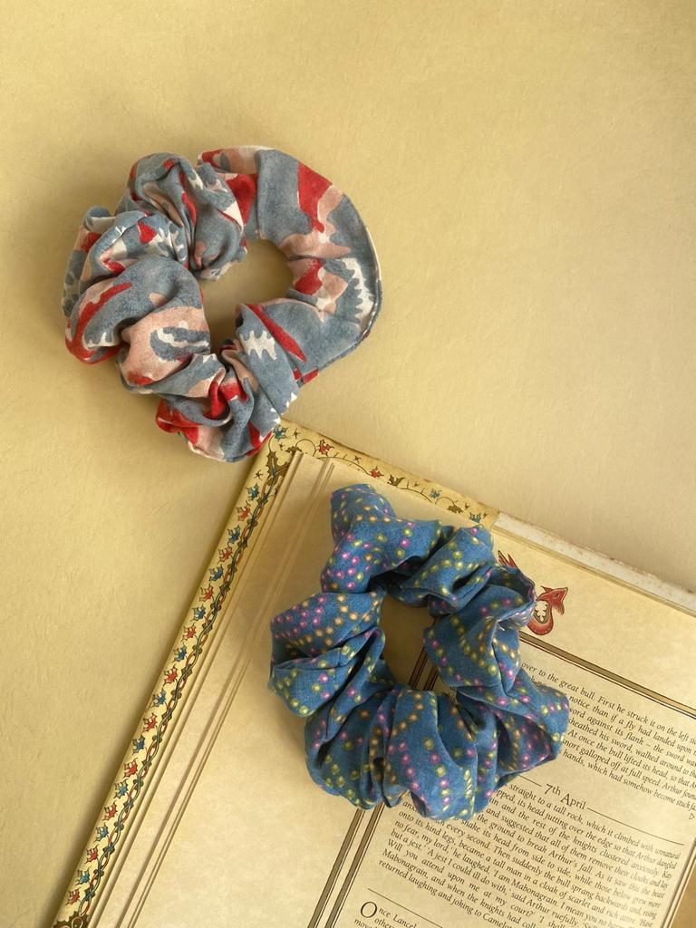 Buy Upcycled Hair Blue print Tying Scrunchies - Set of 2 | Shop Verified Sustainable Hair Styling on Brown Living™