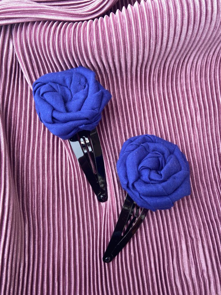 Buy Upcycled ink Blue Rose flower clip Set | Shop Verified Sustainable Hair Styling on Brown Living™