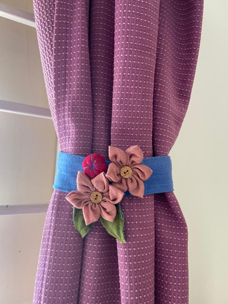Buy Upcycled regular flower curtain tie | Shop Verified Sustainable Hair Styling on Brown Living™