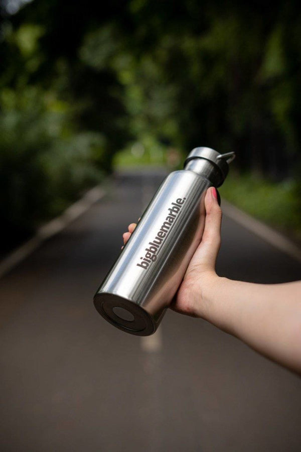 Buy Vacuum Insulated Stainless Steel Water Bottle - 850 mL | Shop Verified Sustainable Bottles & Sippers on Brown Living™