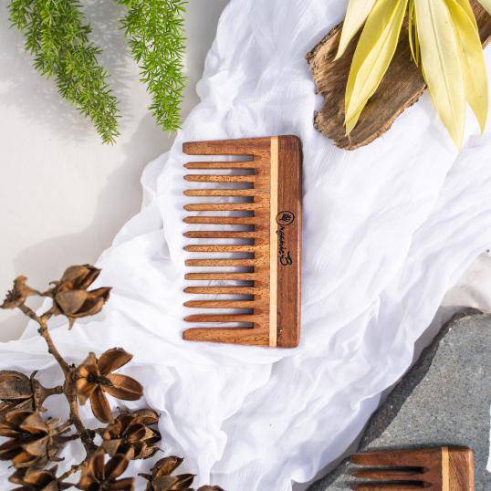 Wide Teeth Rosewood / Sheesham Comb for Shampoo and Detangling | Verified Sustainable by Brown Living™