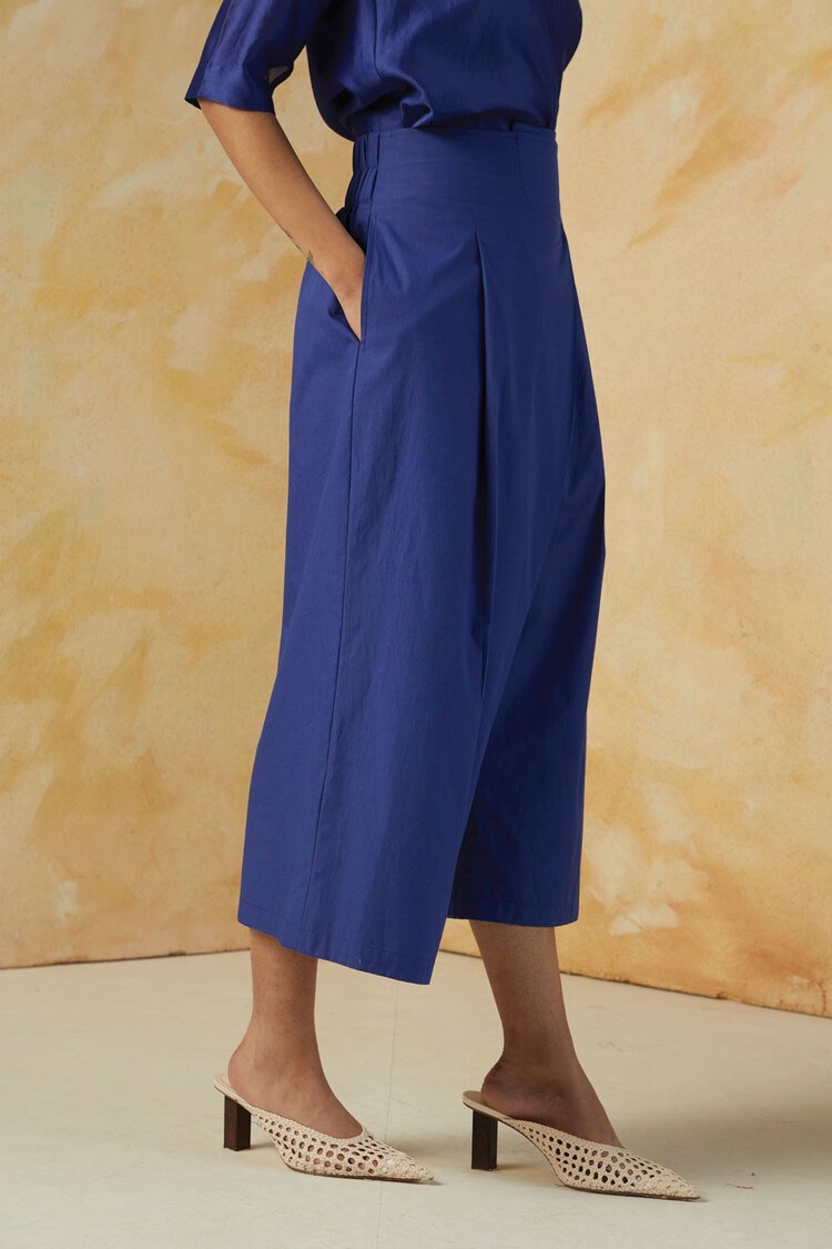 Zoya Cullotes – Womens Culottes on Brown Living™. SKU: 238 - 18278 - KAN - AP - 22S49 - XS. Img 3.